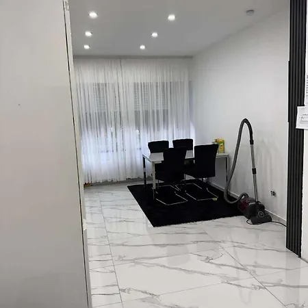 House For Tommorland 700 M In 2850 Ferienhaus Boom