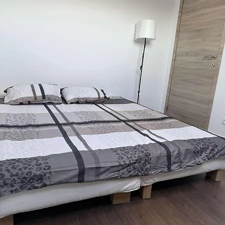 Semesterbostad House For Tommorland 700 M In 2850 Boom