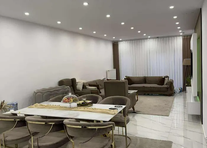 House For Tommorland 700 M In 2850 Ferienhaus